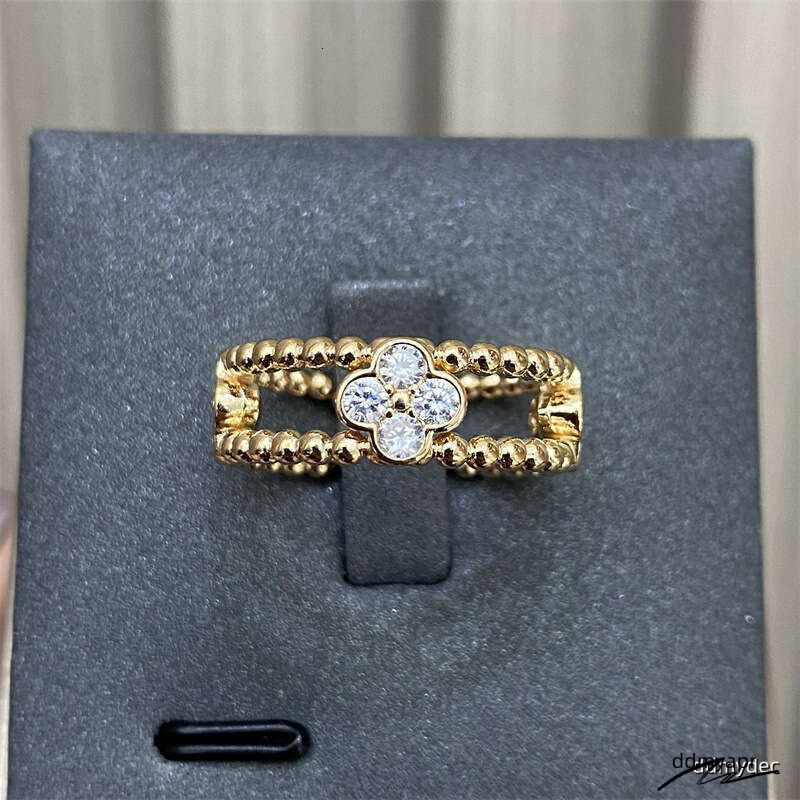 Colleactions Style Dia-Encrusted Kaleidoscope Four-Leaf Clover For Women ddmydec Fashionable High-End Open Ring ddmydec