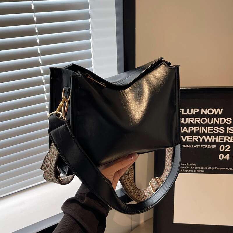 Underarm Women 2024, New High-End And Versatile Maillard Broadband Single Shoulder Crossbody For Women's Pillow Bag