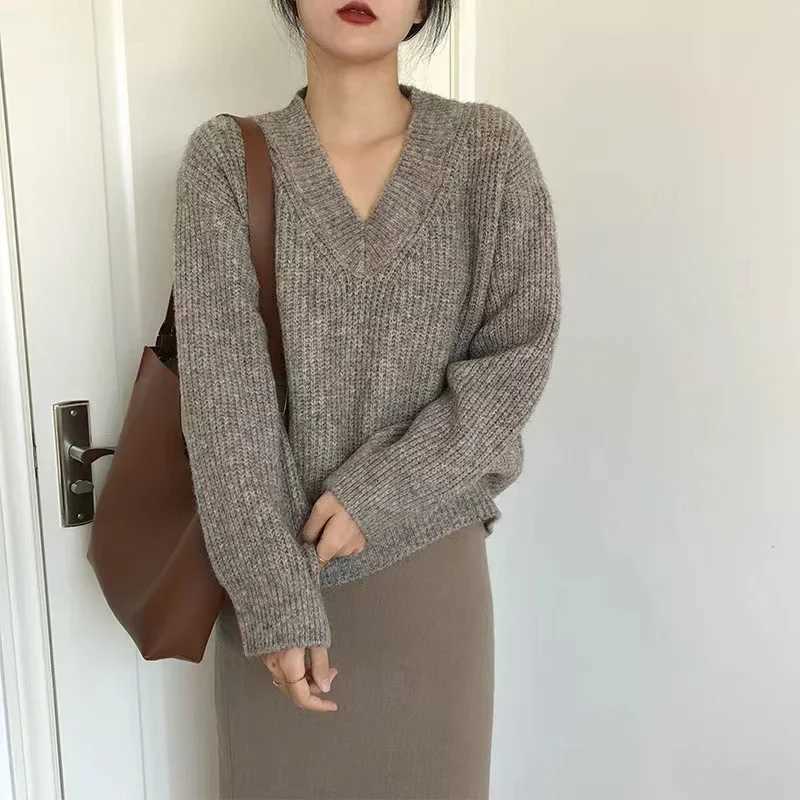 HELIAR 2025 Knitted Solid Sweater Long Sleeve Vneck Korea Style Autumn Winter Knitwear Pullovers Women Jumper Chic Tops Z250905