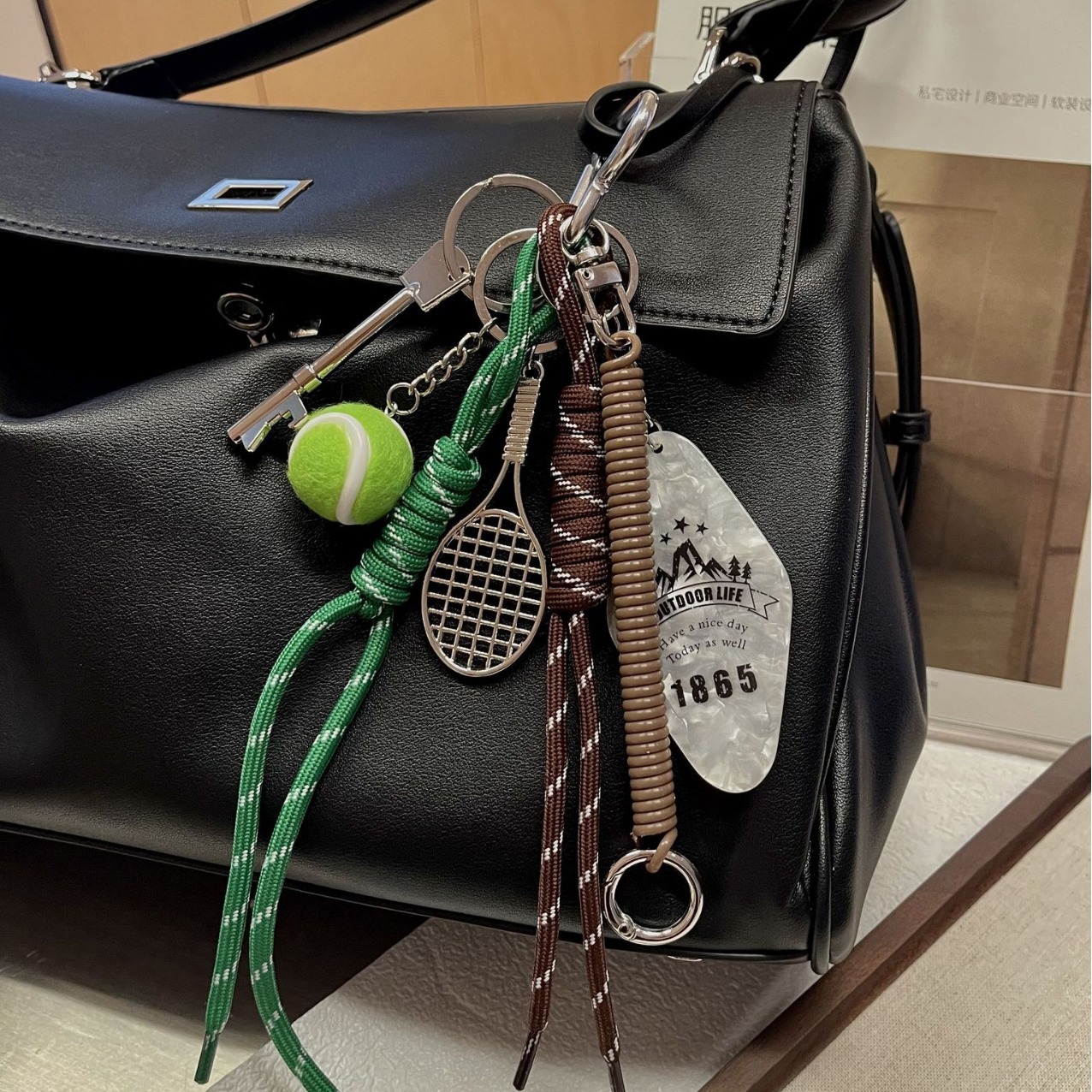 Bag pendant cartoon bag buckle retro rope bracelet bow love versatile bag accessories keychain gift 250311