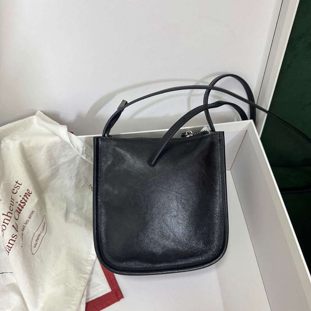 Niche Genuine Leather Mini Phone 2025 New Simple Style Cowhide Crossbody Small Square Women's Shoulder Bag