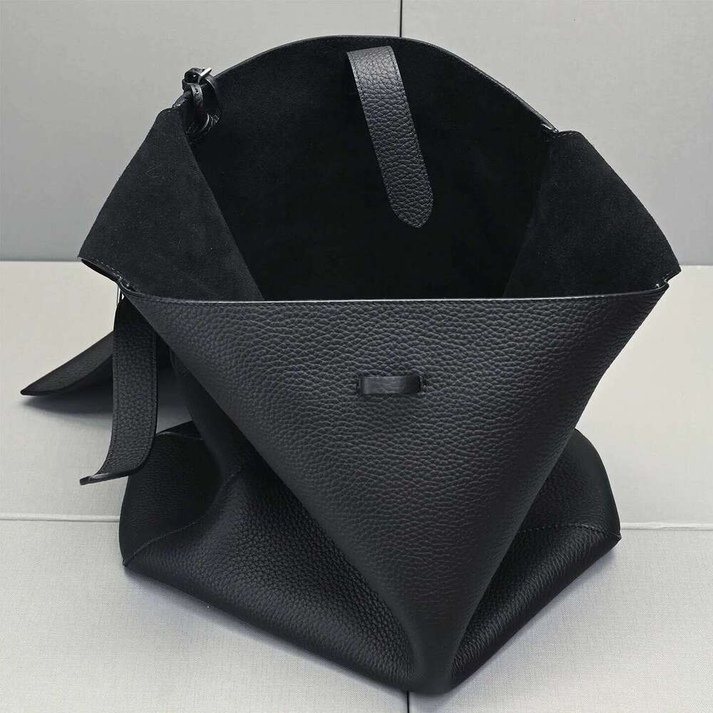 XHTY Genuine Leather Bucket Bag, Women's Simple Fashion New Tote Bag Full-Grain Cowhide High-Capacity Versatile Leisure