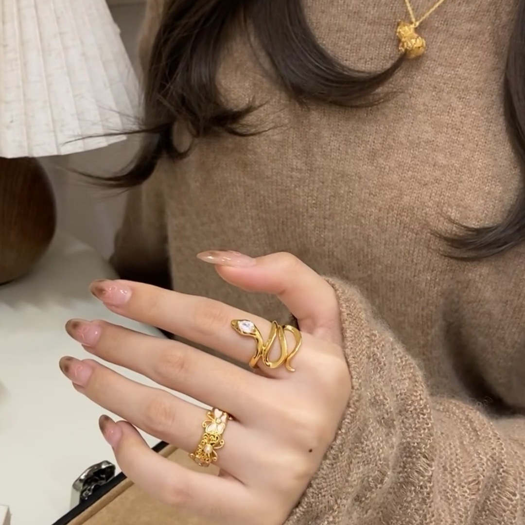 2025 Vintage Twisted for Women Green Unique New Snake Year Zodiac Ring