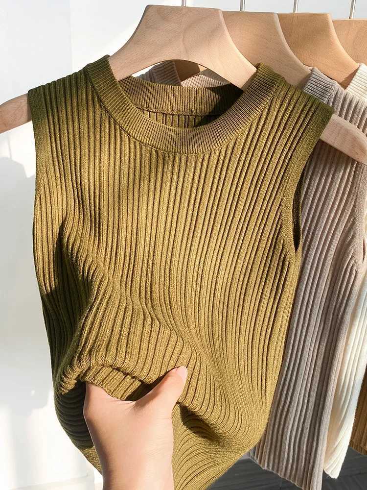 AOSSVIAO 2025 Korea Knitted Vests Women Top Oneck Solid Tank Blusas Y2K Summer New Fashion Female Sleeveless Casual Thin Tops Z250905