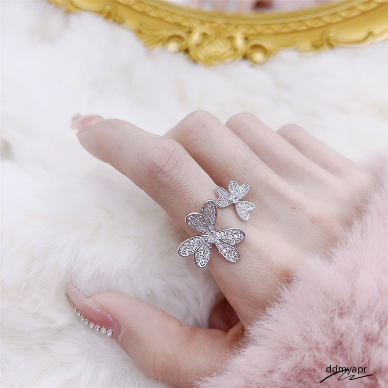 2025 New Retro Exquisite Fashionable Multi-Functional Super Shiny ddmyday Designer Wedding Adjustable Open Ring Flower-Shaped Flower Hand Jewelry ddmy