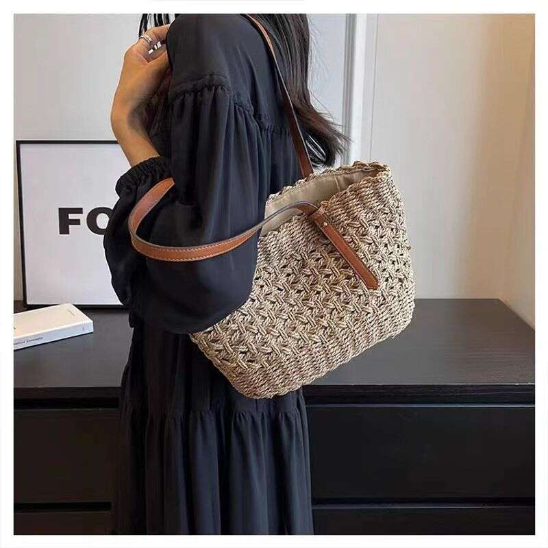 Women's Shoulder Vacation Beach Grass Tote Bag, Hand-Held Vegetable Basket, Fashionable Large Capacity Woven Bag