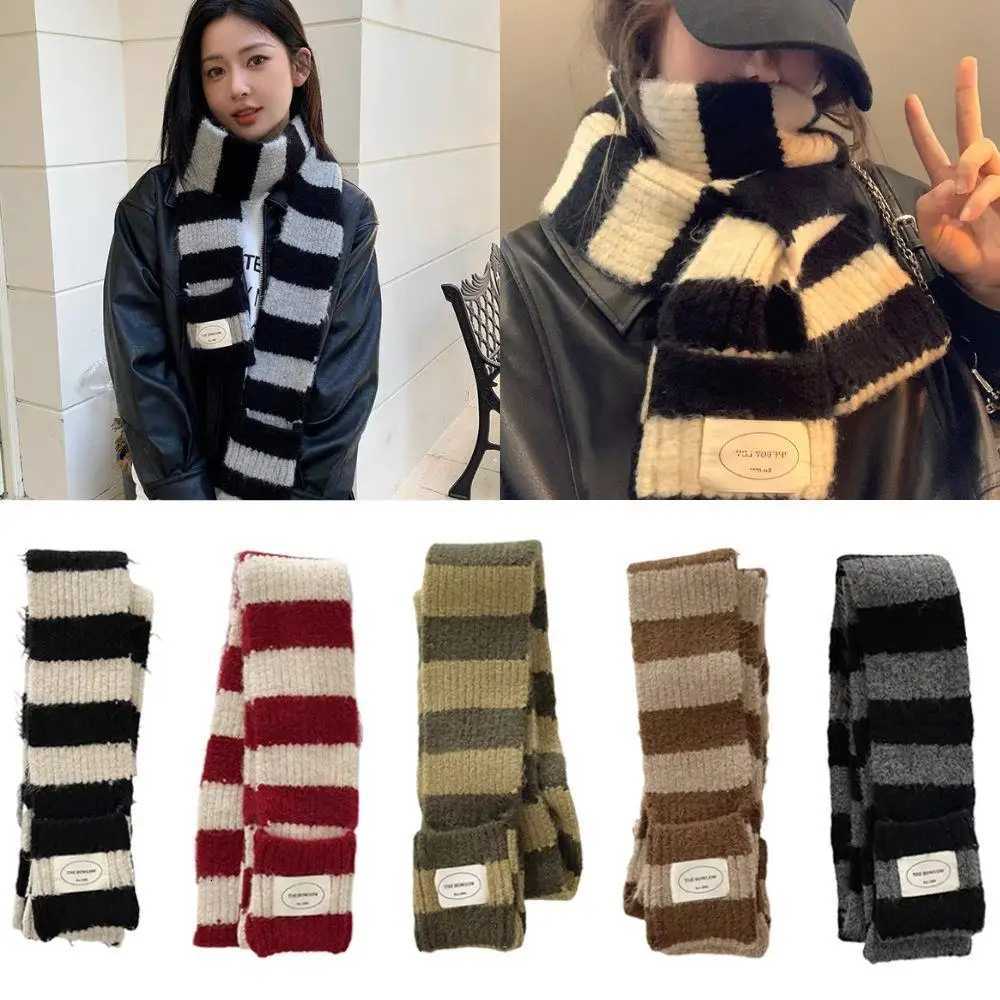 Girls Striped Long Scarves Y2K Striped Scarf Harajuku Gothic Neck Warm Winter Warm Scarf Thickened Black White Shl Wr WomenXJ250905