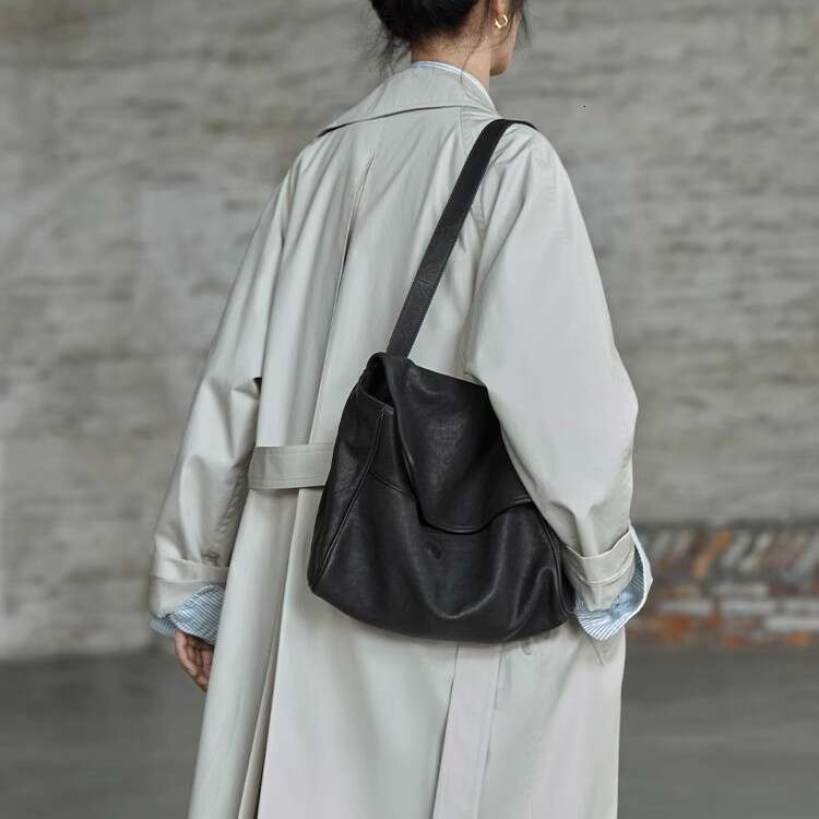 Qiu Zhen New Vegetable-Tanned Top Layer Cowhide Flap Messenger Soft Leather Single Shoulder Crossbody Large Capacity Commuter Bag