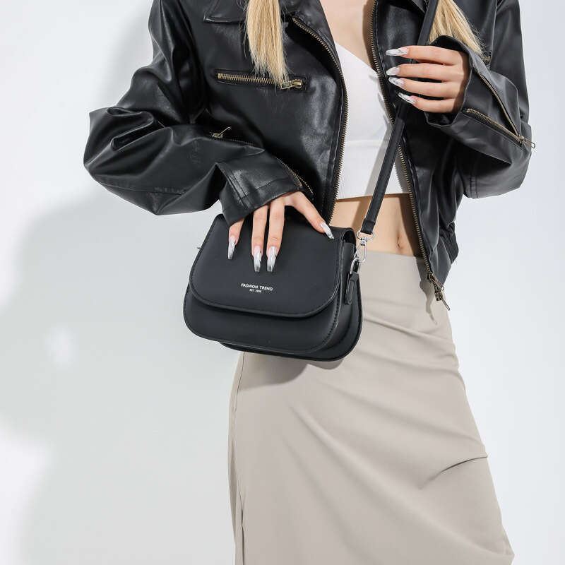 Korean Women's Versatile Niche Saddle New Trendy Fashion Small Casual Texture Simple Single Shoulder Crossbody Bag Wholesale
