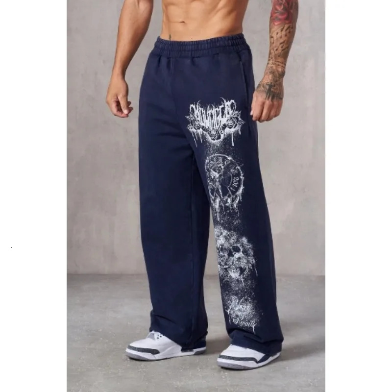 2025 Fitness Pants Youth Sportswear Pants American Style Trendy Pants Mens Printed Wide Leg Straight Leg Loose Pants250905