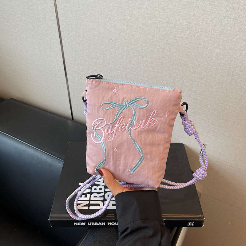 Summer Bowknot Crossbody Phone Bag for Women 2025 New Versatile Lightweight Commuter Tote Single Shoulder Coin Purse