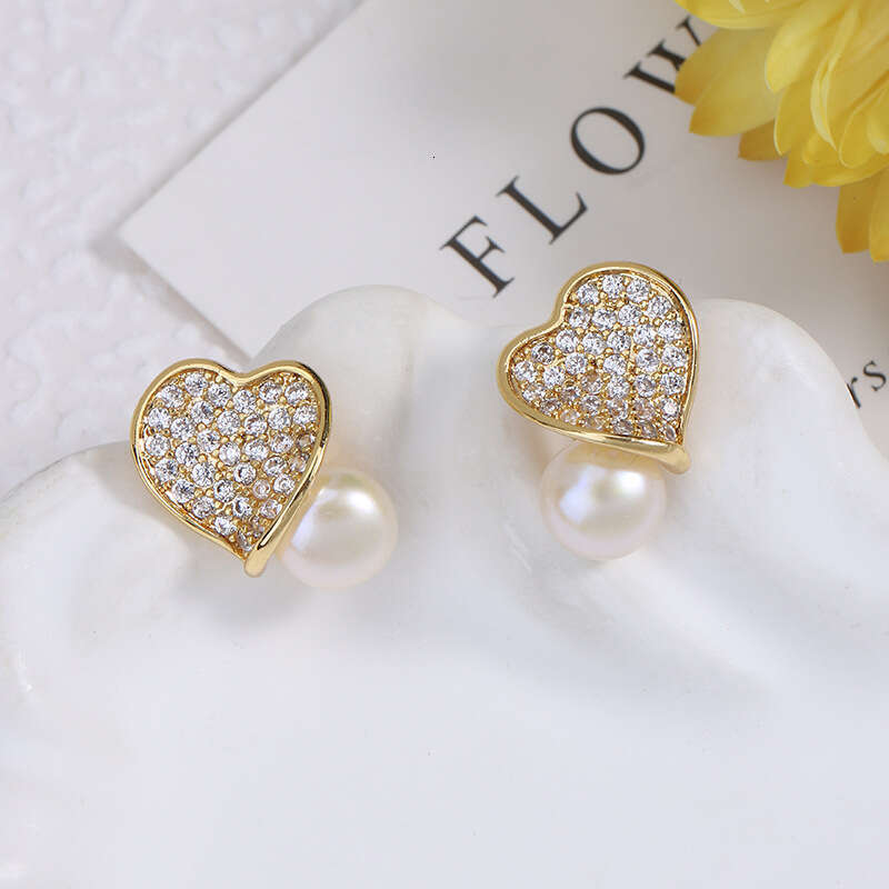 DH collections: Ultra - Shiny Micro - set Zircon Heart - shaped Pearl Stud Earrings