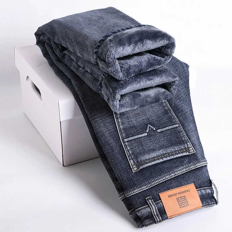 Retro Winter New Fleece Slim Stretch Jeans Fashion Warm Straight Casual Plush Thick Velvet Male Brand Denim Trousers W250905