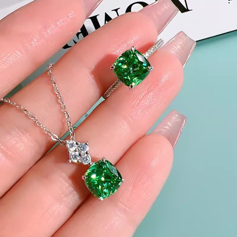 Choucong Luxury Wedding Jewelry Sets 925 Sterling Silver Fill Cushion Shape Emerald Pave 5A Cubic Zircon CZ Diamond Party Eternity Women Open Ring Cla