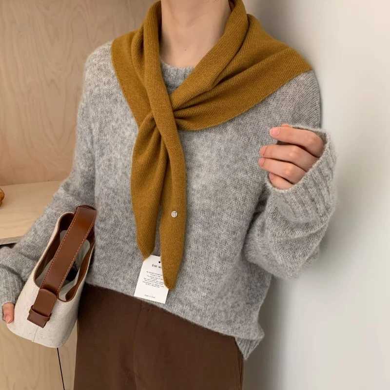 Korean Versatile Knitted Triangular Scarf Women Autumn Winter Wool Blend Solid Simple Small Shl Female Stylish Woolen WrXJ250905