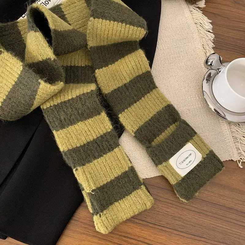 Hot Y2K Retro Warm Winter Scarf Long Striped Scarves Thickened Black White Shl Wr Neck Warm Multicolor Girls Knitted ScarfXJ250905