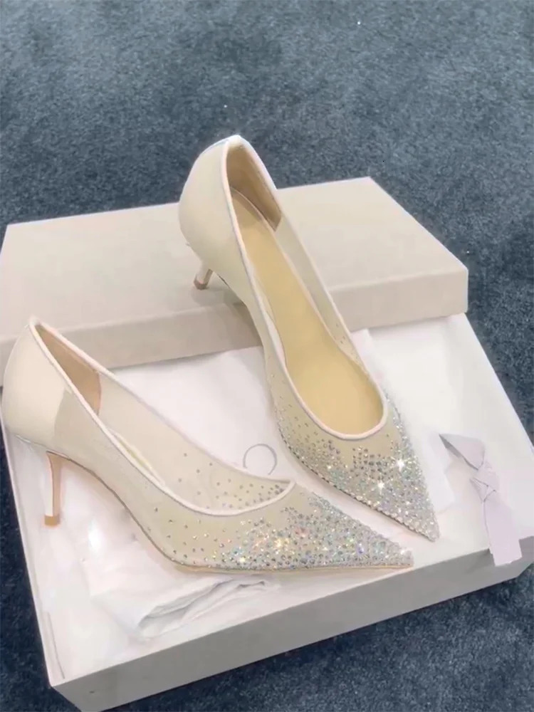 Summer Fairy T Lace High Heels Pointed Toe Sexy Thin Heel Womens Faion Single oes Glittering Bule Strap 250905