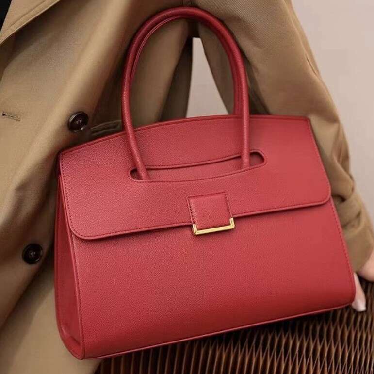 Guangzhou Bag Large Capacity Commuter Versatile Briefcase Women's Niche Design Simple High-end Handbag Trendy