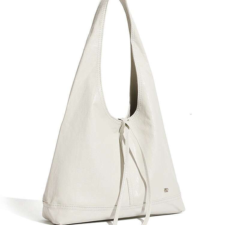 Korean Niche New Depound Tote Bowknot Large Capacity Underarm French Commuting Makeup Bag for Women