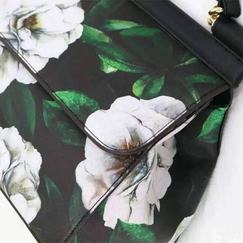 36 Women's Handbag Sets In Luxurious Prints, Versatile And Practical, Can Be Carried By Hand, On Shoulder Or Across The Body