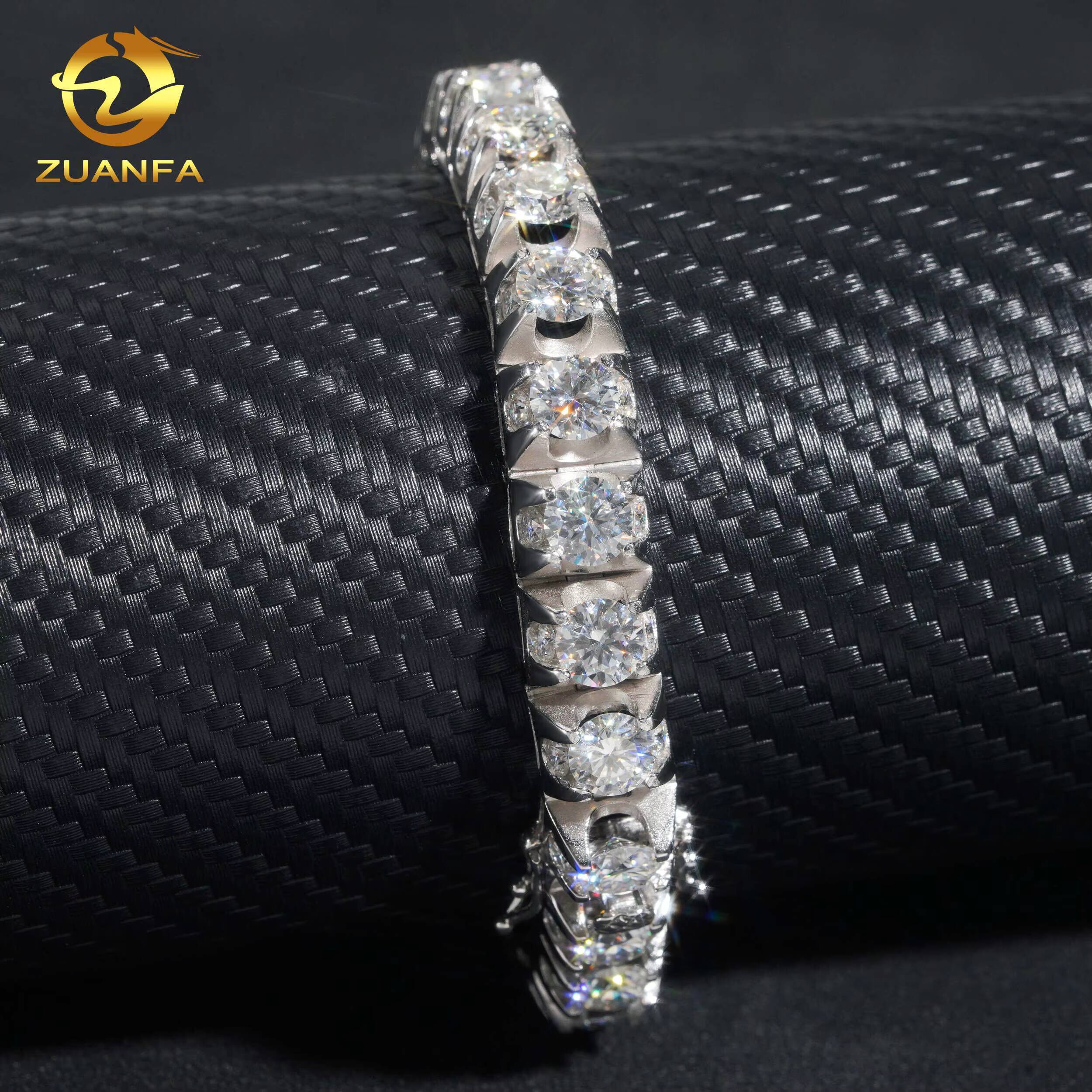 Ready to Ship Christmas Gift Men Fashion Unique Design Sterling Silver 925 65MM Side Iced Tennis Bracelet Diamond Moissanite