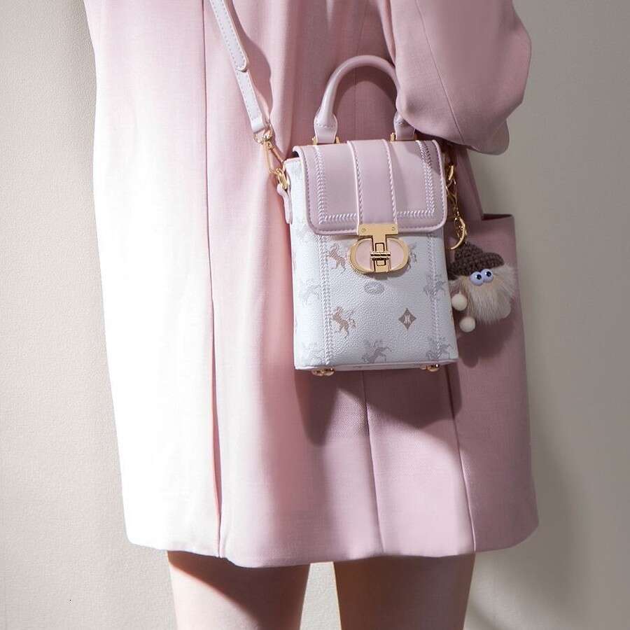 2025 New Summer Women's Small Fashionable Luxury Crossbody Bag for Girls