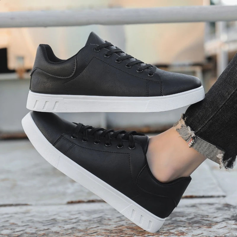 Spring Classic Men Leather Casual Shoes Crossborder Versatile Man Sneakers Loafers Fashion Large Size Board Shoes 250904