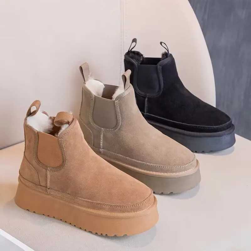 2024 Winter New Leather Thick Sole Chelsea Snow Boots Womens Fashion Allinone Thick Fleece Warm Snow Cotton Shoes L250905