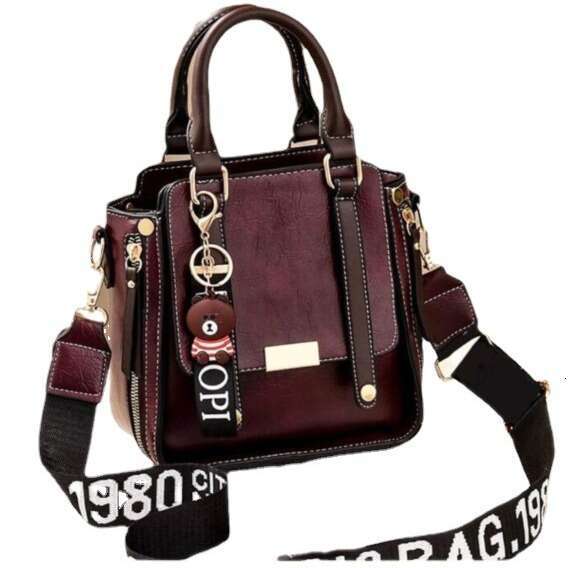 2024 New Handheld Niche Design Single Shoulder Crossbody Solid Color Trendy Fashion Women's Bag