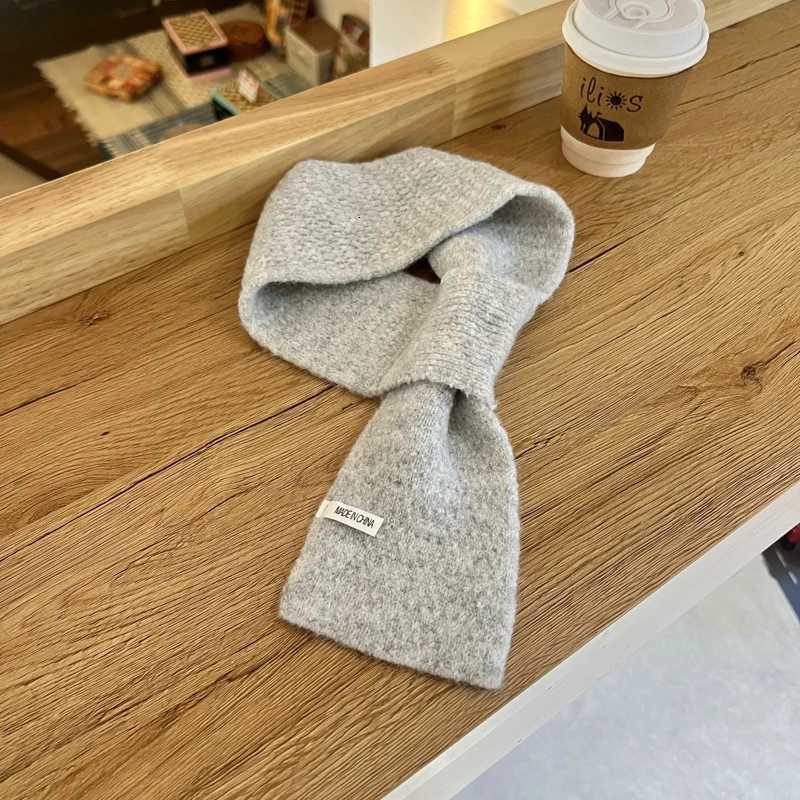 Solid Color Knitted Scarf Winter Lazy Man Cross Short Scarf Women Khaki Warm Scarf For WomeXJ250905