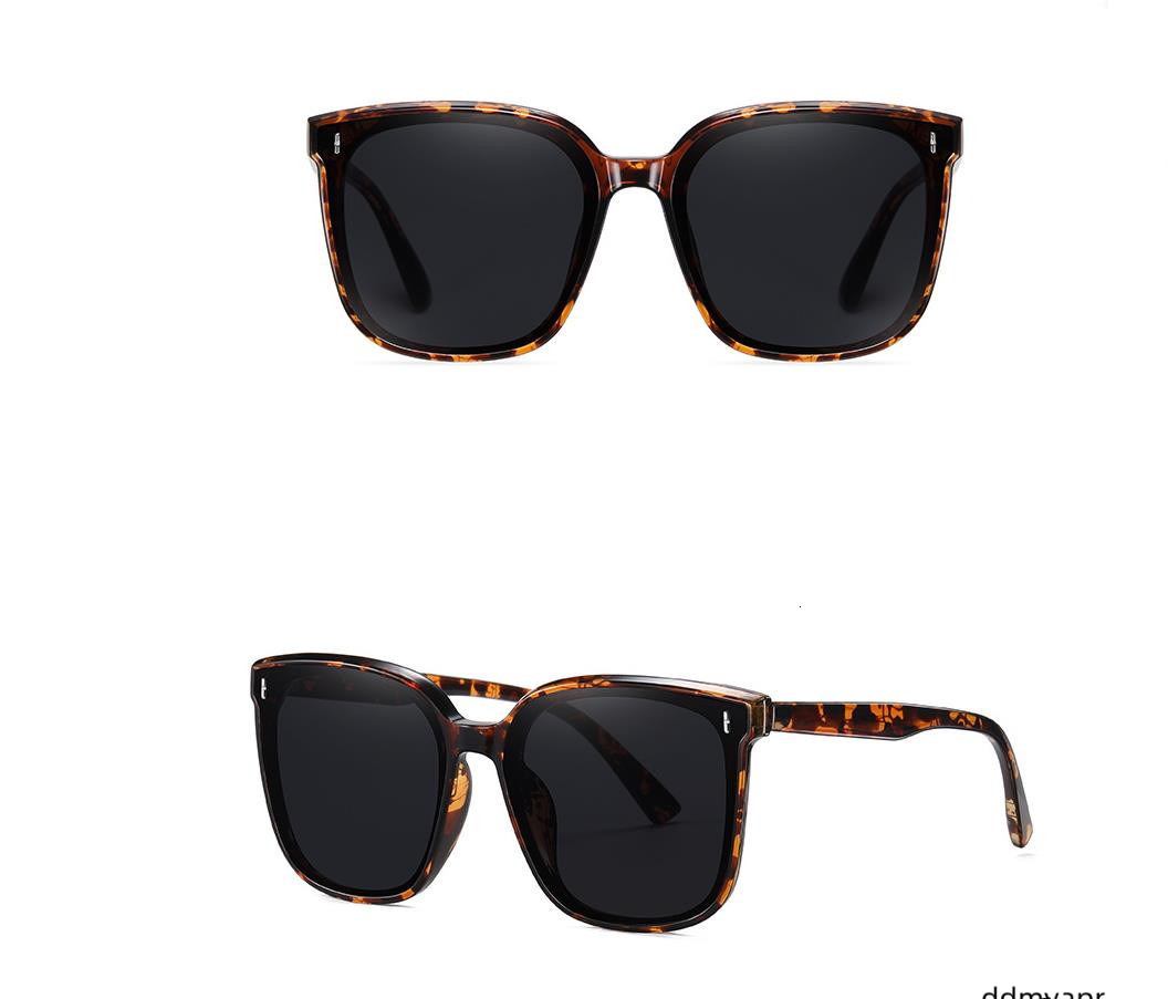 Designer For Women Men Vintage Style Ddmydec Fashion Classic Sunglasses Polarized Goggle Pilot PC Frame Oversized Uv400 Eyewear Sk8801 Ddmydec