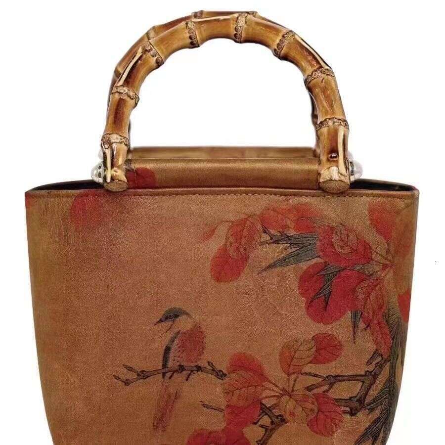 Design Xiangyun Silk Knot Cheongsam New Chinese National Style Hanfu Bamboo Handle Handbag for Women IN