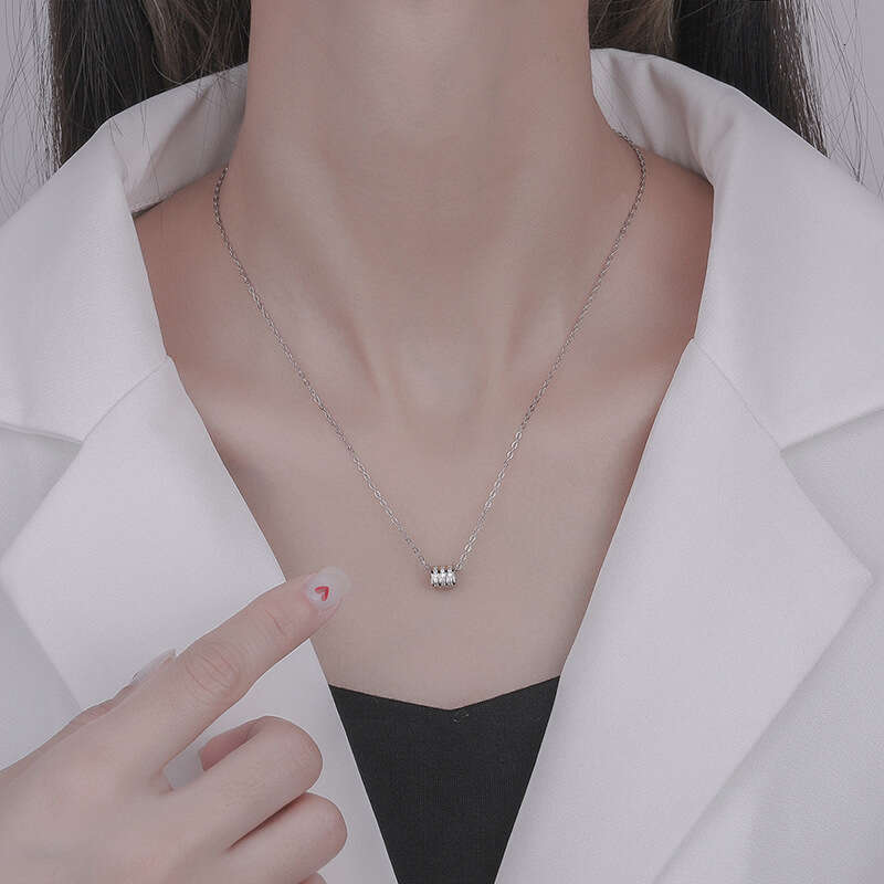 DH collections: 999 Pure Silver Slim - Waist Necklace for Women with Simple and Personalized Diamond - set Pendant