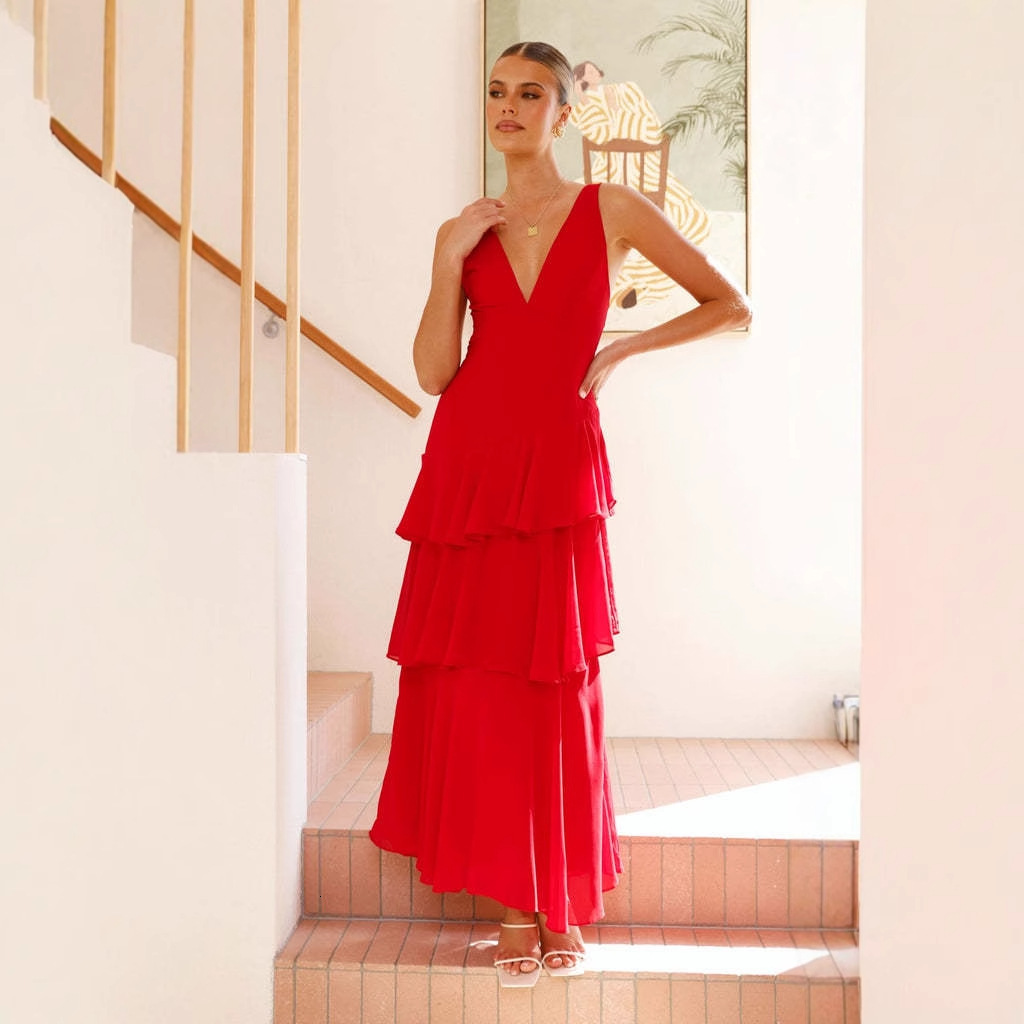 2025 New Pure Desire Style Internet Celebrity Summer French Cake Dress Womens Elegant Sleeveless Vneck Dress