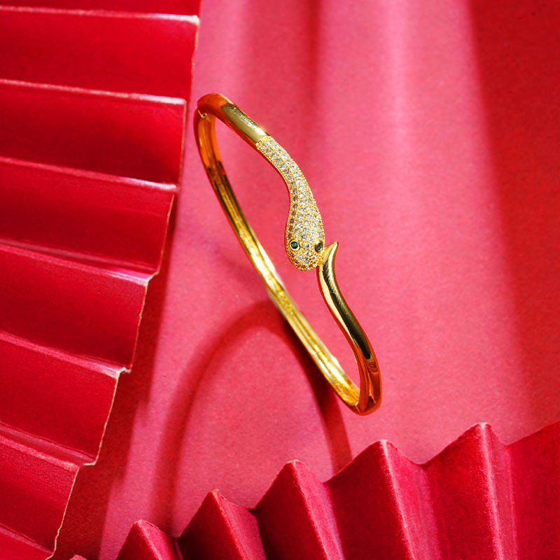 Vieam Gold Filled Bracelet with Dia Inlay, Snake Shape Clasp, Women's Niche Light Long-lasting Jewelry