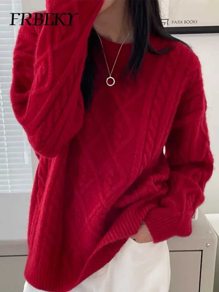 Sweater Woman Winter 2023 Round Neck Bottoming Twist Sweater Lazy Wind Loose Casual Knit Pullover Long Sleeve Pullover Jumper Z250905