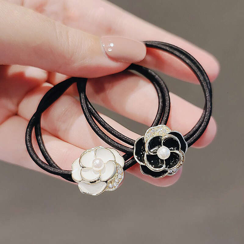 DHcollections 2025 New Korean Retro Camellia Hair Tie, Alloy/Silver-Plated/Gold-Plated, Handmade, High Elasticity, White/Black, Cute Hair Rope for Gir
