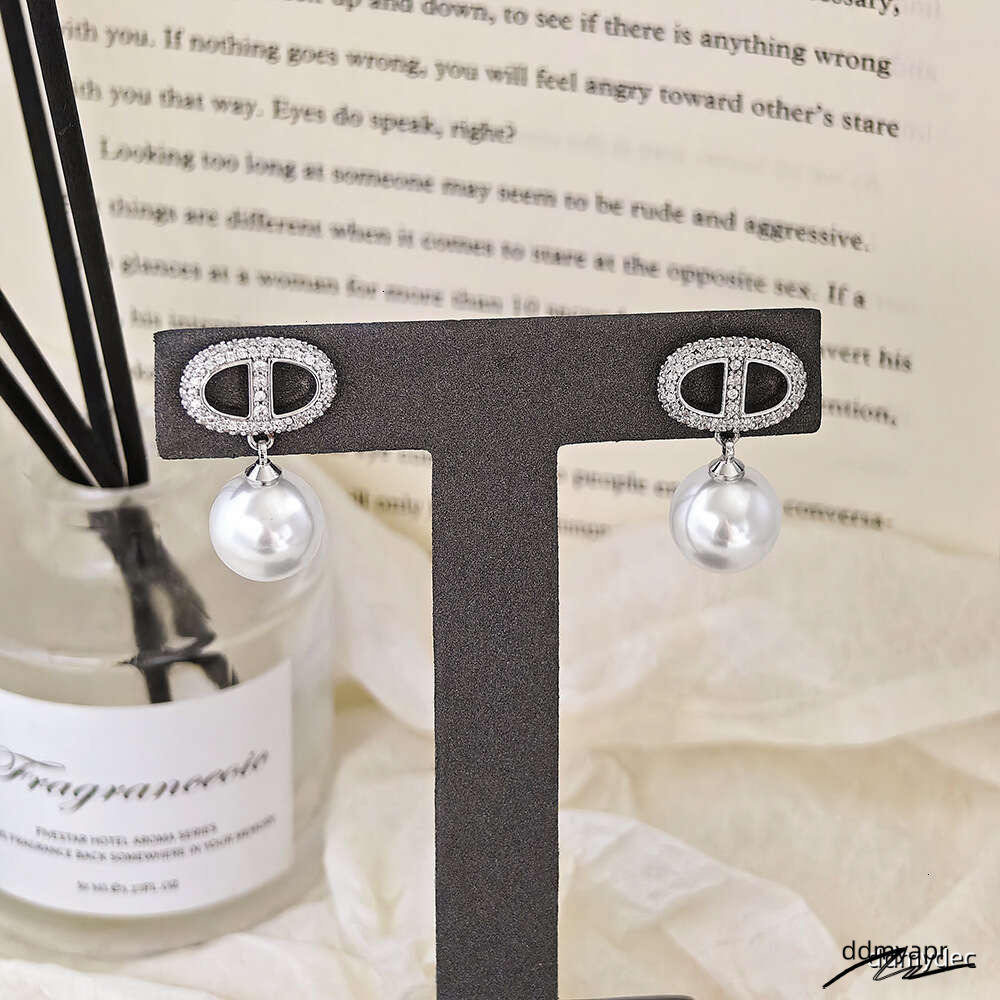 ddmydec Light High-End French Pearl 2024 New Ins Temperament Socialite Earrings ddmydec