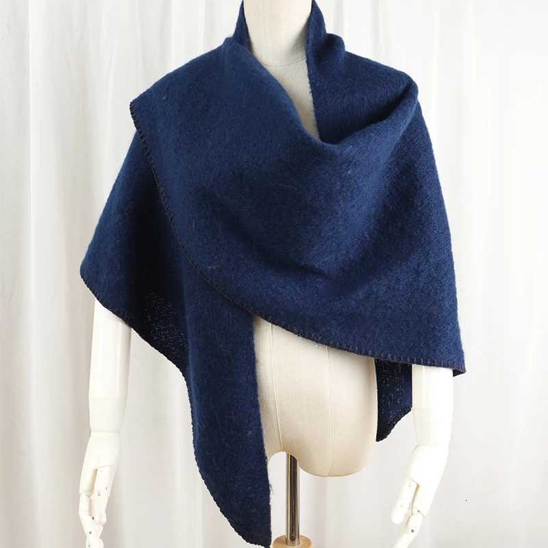 Women Winter Warm Cashmere Plaid Triangle Scarf Shl Fashion Soft Solid Luxury La Thick Blanket Long Bandana ScarvesXJ250905