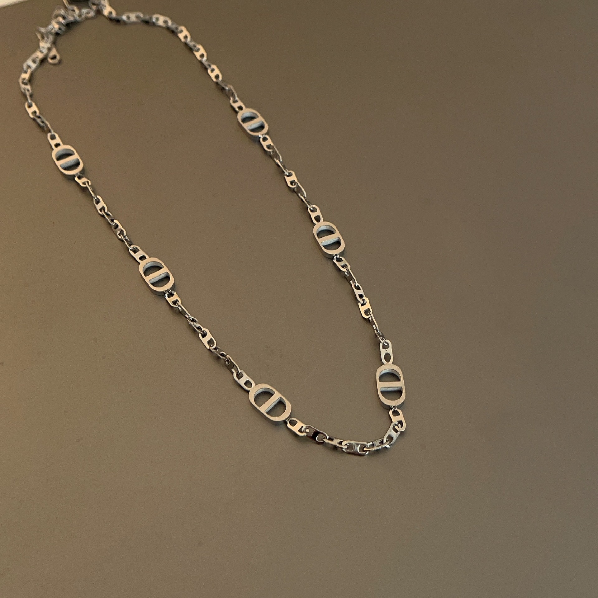 Luxury Brand Designer Jewelry 18K Gold Titanium Steel Versatile Pig Nose Necklace Korean New Light Luxury High-End Vintage Collarbone Chain Choker For