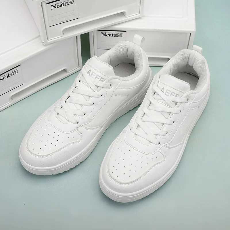 Mens Casual Couples Light White Shoes Trendy Breathable Board Shoes Lightweight Tennis Shoes Outdoor Sports Shoes Board Shoes Z250905