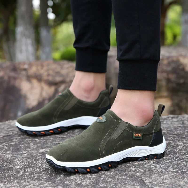 2024 Large 3850 Outdoor Hiking Camping Running Jogging Casual Sports Shoes Waterproof Antislip and Breathable Sports Shoes Z250905