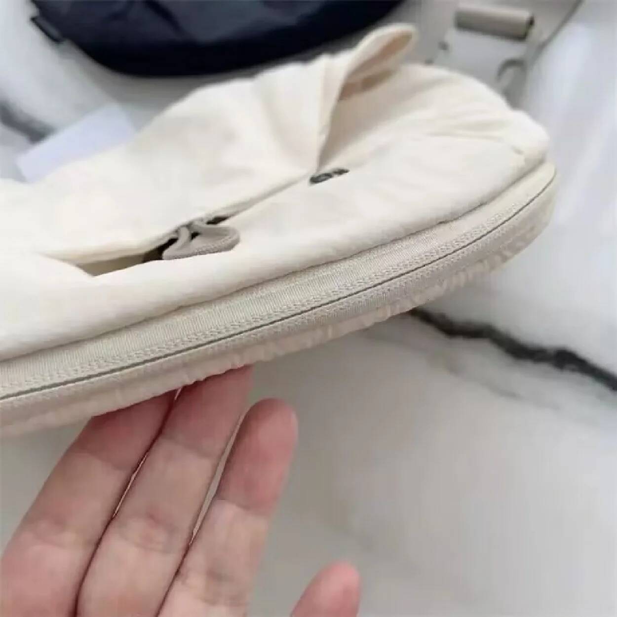 hot Magnetic sports crossbody women's new fiess cycling waist nylon bag, men's shoulder bag high-quality