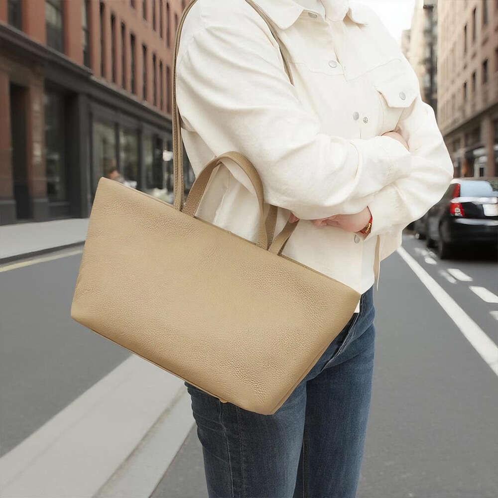 New Top Layer Cowhide Tote Fashionable Simple Versatile Genuine Leather Large Capacity Handbag Shoulder Bag designer wallet B5