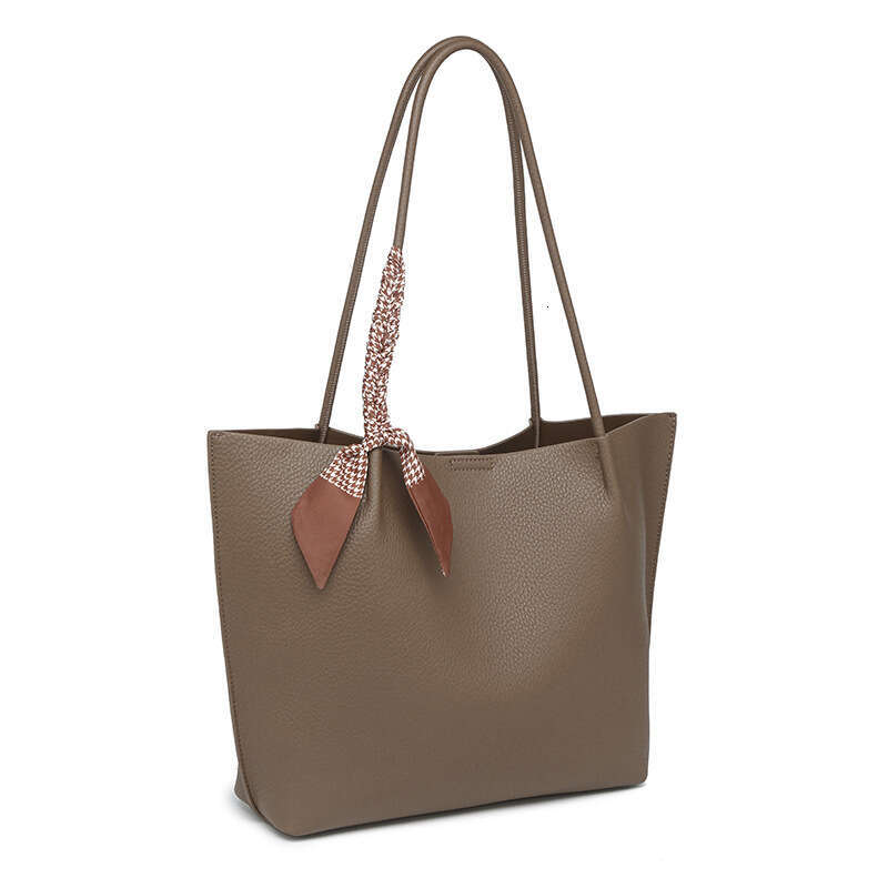 Niche Design Large Capacity Underarm for Women 2025 Korean Version New High-end Silk Scarf Women's Versatile Shoulder Bag