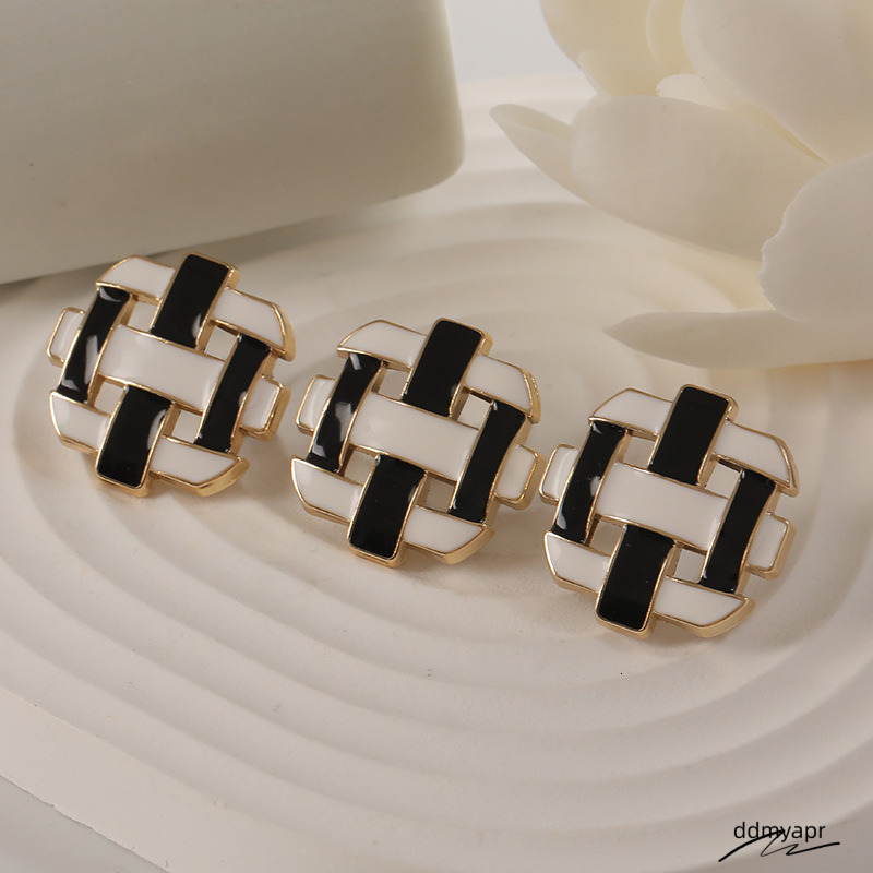 Ddmydec Maryya 0001 Women's Fashion Decorative Buckle Dia Inlaid Metal DIY Buttons Hand Sewn Thread Woolen Coat Decoration Camellia