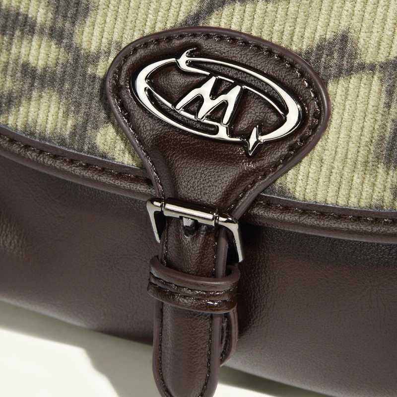 England Style Bags For Women Designer Handbags And Purses 2024 New In PU Beading Sequined Letter Small Underarm Shoulder Z250903