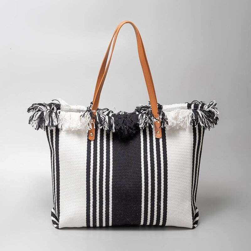 Large-Capacity Canvas Tote For Women, New Single-Shoulder Beach Bag With Fringe Embroidery, Featuring A Unique And Niche Design.
