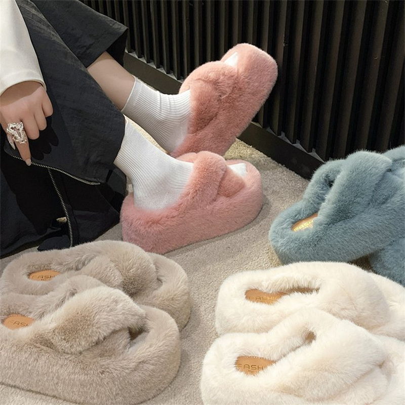 Free shipping designer hot sales thick soled hairy slippers for women in autumn and winter versatile and vintage comfortable cotton slippers for outdoor wear