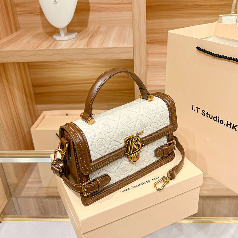 Hong Kong Simple Genuine Leather Handheld Small Square 2025 Spring Summer New Trendy Versatile Fashion Women's Single Shoulder Crossbody Bag